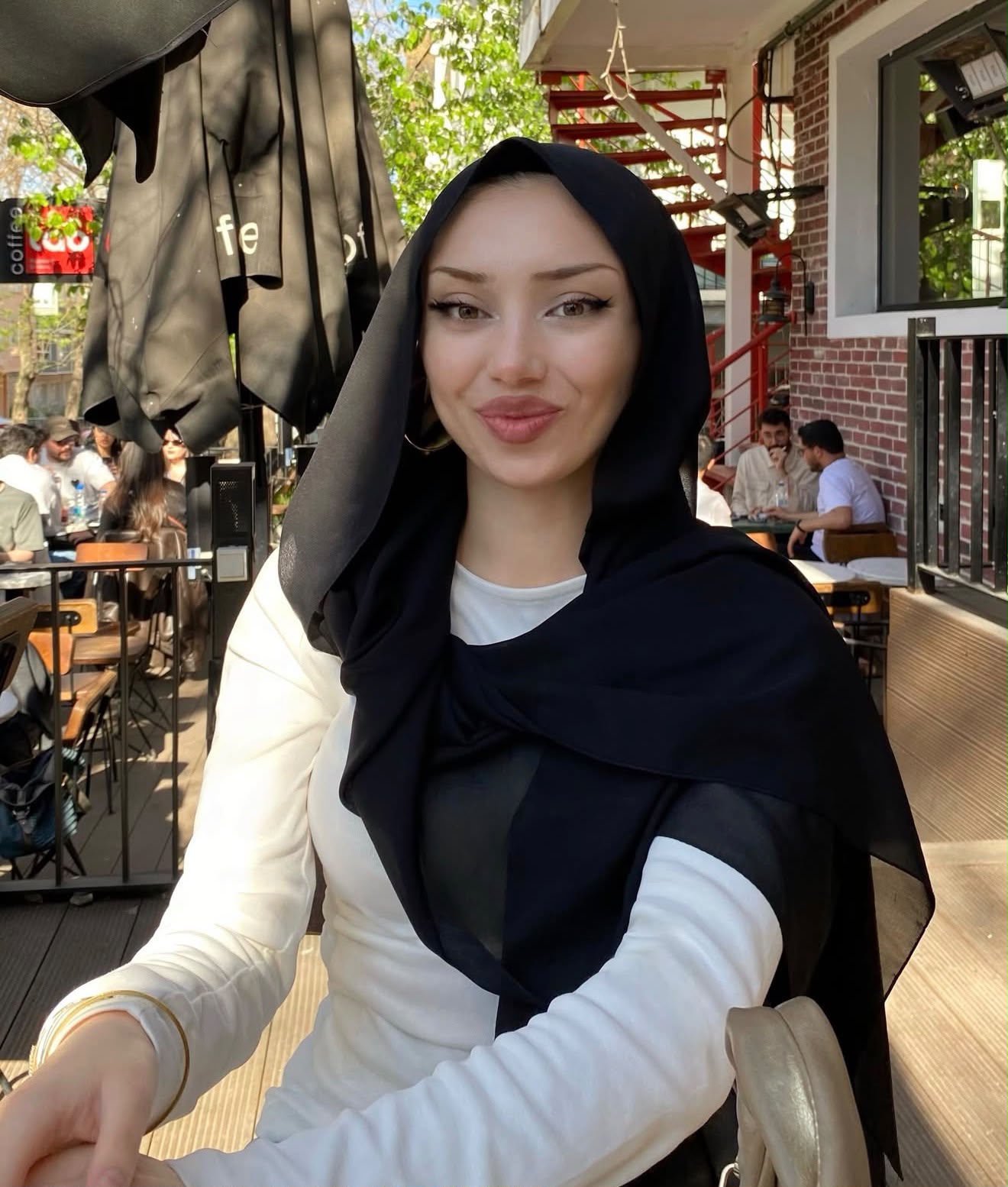 Besni Sonsuz Aşk Bayan Escort Gülten